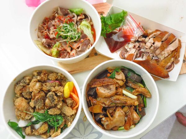 【蘆洲美食】三和大盤熱炒-比一般份量大一倍的超大份量熱炒店 【蘆洲美食】三和大盤熱炒-比一般份量大一倍的超大份量熱炒店