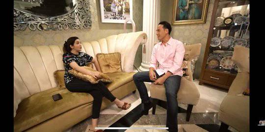 
                Ashanty. YouTube The Hermansyah A6 &copy;2020 Merdeka.com
            