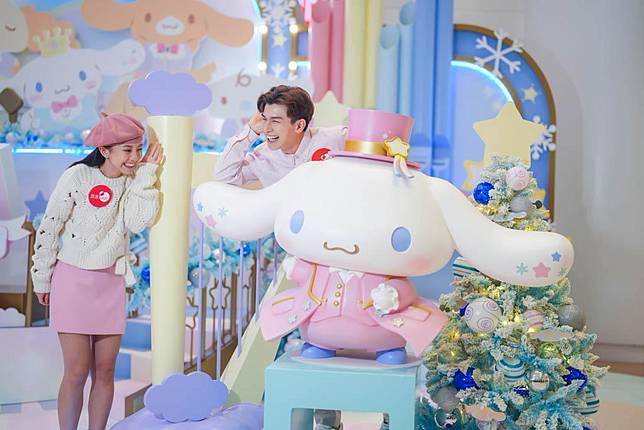 「置富Malls·Cinnamoroll BLING雪聖誕王國」旗下的+WOO嘉湖即日起至2024年1月1日舉行「聖誕BLING雪演奏廳」。（圖片由相關機構提供）