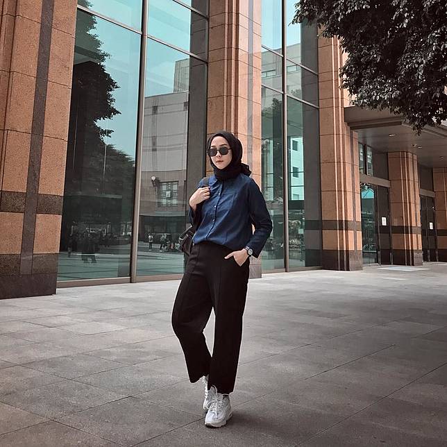  Ootd Hijab Celana Kulot Hitam  Model Baju Terbaru