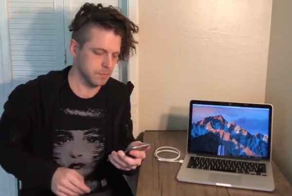 繼USB炸彈之後，現在有人做了一條內建WiFi的USB傳輸線可以遠端遙控入侵你的電腦