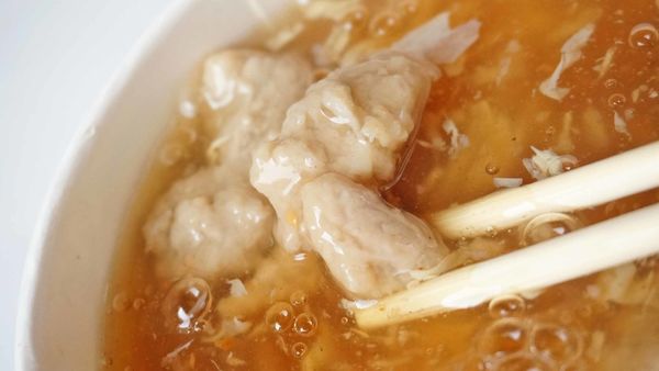 【台北美食】香菇肉羹-隱藏在巷弄裡人潮幾乎不間斷的無名路邊攤小吃店 【台北美食】香菇肉羹-隱藏在巷弄裡人潮幾乎不間斷的無名路邊攤小吃店