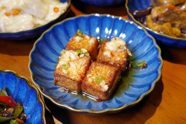 不糾結清粥小菜，台北ATT 4 FUN清粥小菜，正餐宵夜都有賣(含不糾結清粥小菜訂位、價位、包廂資訊)