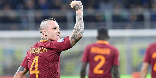 Pesan Instagram Nainggolan Bikin Fans Roma Khawatir