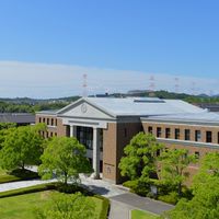同志社大学理工学部インテリジェント情報工学科