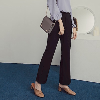 純色質感西裝小喇叭褲-OB大尺碼