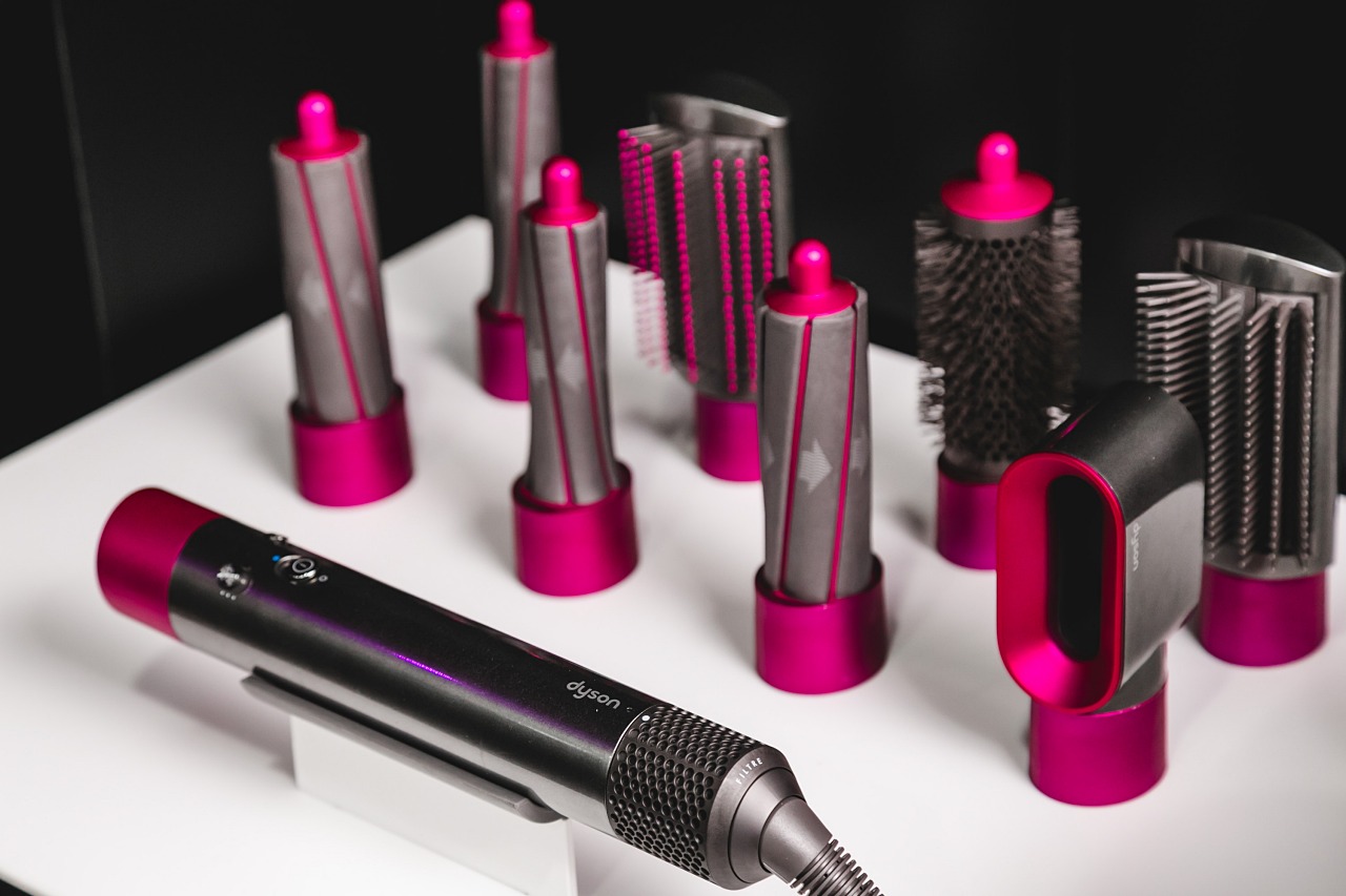 讓你現場體驗Dyson神級吹風機與造型神器，Dyson氣流造型體驗屋台北台中快閃展出中