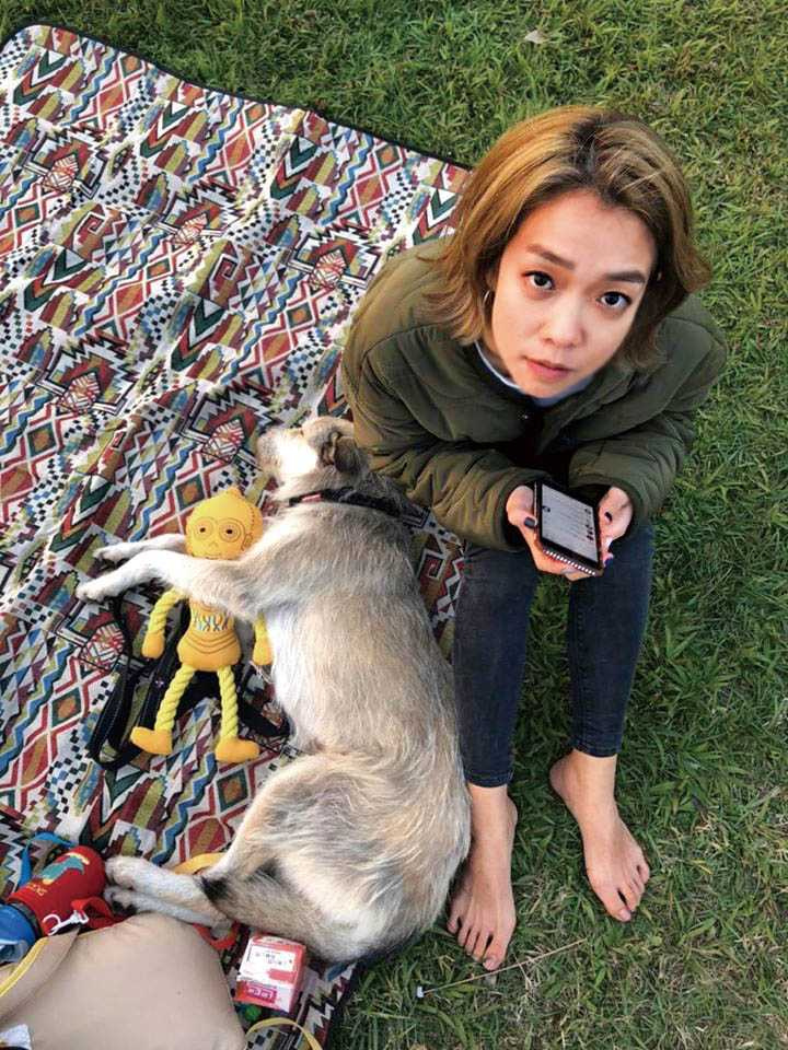 有靈性的波波和大霈磨合時，時常依偎身邊，顯現對她的信任。（圖／大霈提供）