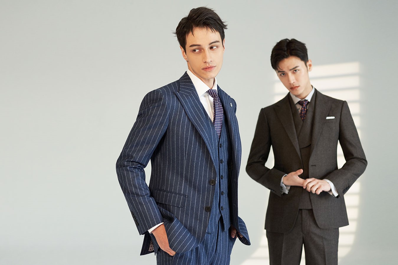 ElegaZzle - EZ西服 桃園形象概念館