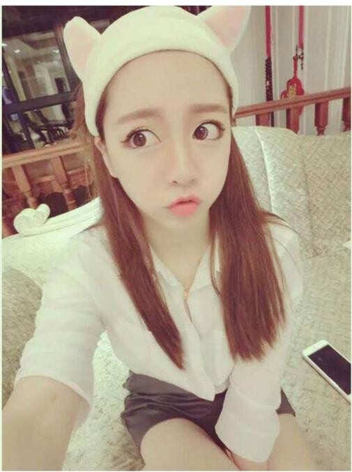 商品名稱貓耳朵髮帶 商品材質布料 商品顏色黃色,紫色,黑色,白色,粉色,湖藍色,灰色,玫紅色,深粉白,天藍色,西瓜紅 商品尺寸25*7cm人工測量5%誤差為正常範圍 商品特色: 日韓熱賣~偶像劇明星最