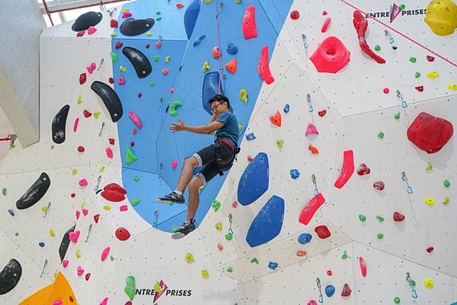 雨天好去處hk Climbing Park 室內攀登場任何人都可以挑戰 Homita Line Today