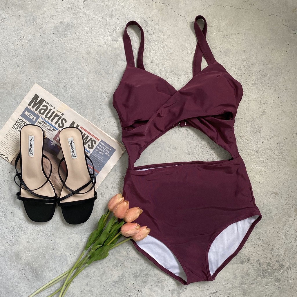 ［GRASS ROOM全館現貨供應］Instagram: grass_style （新品預告/實品穿搭/韓國連線/未來品搶先預訂）依體重大約建議拿的尺寸 需要再衡量罩杯與身高唷 ～ M適合 48KG 