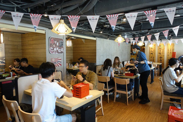 和牛涮日式鍋物放題台北忠孝東店(菜單價位、訂位、生日優惠、小孩收費)，聚餐或一個人都能享用的超值和牛三吃