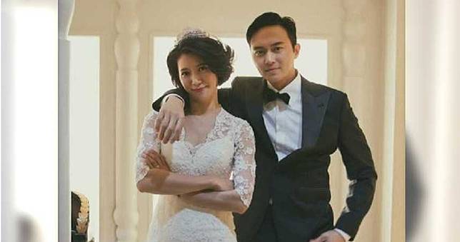 結婚19年依舊甜爆！　張智霖曝袁詠儀「跟我合照還會臉紅」