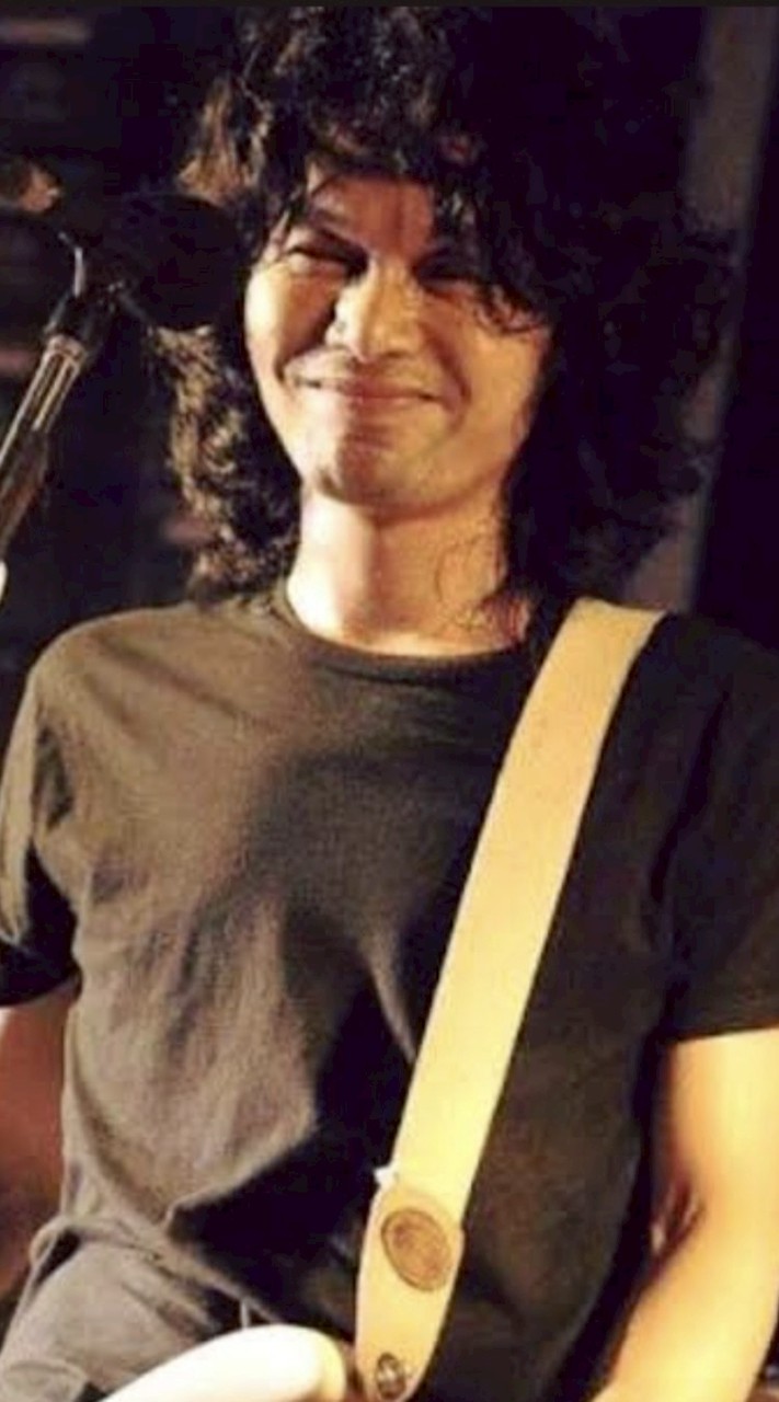 โต๊ะบุรินทร์ No 1 น้องใหม่ใจสปอร์ต