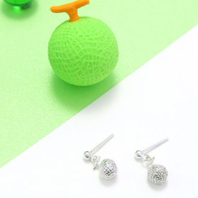 當冰冷的銀飾與美味的水果結合，小巧可愛的外觀有著細膩的精緻度，讓銀飾不再只有裝飾的既定印象