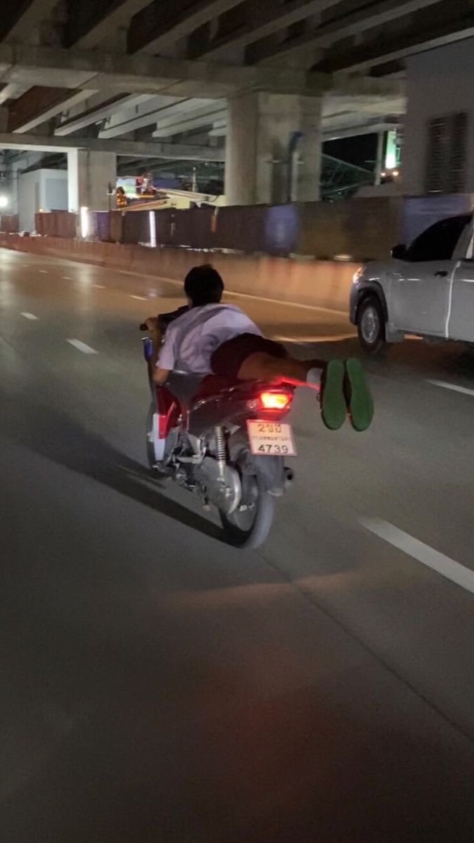 wrin - รับหิ้ว , บริการรถมอไซ ( มก.ศรีราชา )