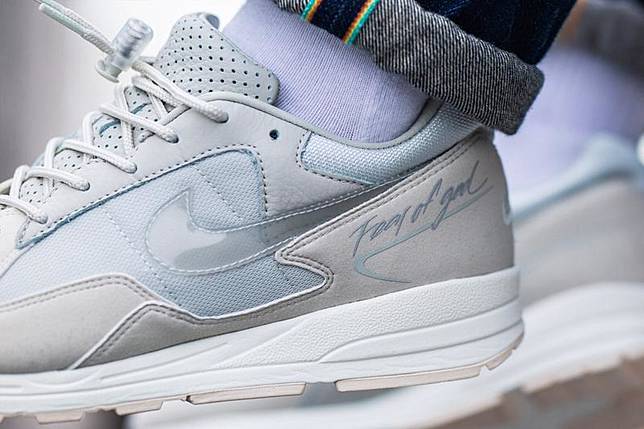 nike fear of god skylon light bone