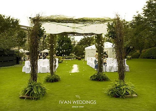 （圖片來源／IG @ivanweddings）