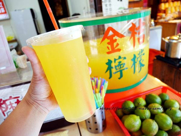 【烏來一日遊】#烏來老街 #必買伴手禮 #景麗特產行 #小米麻糬 #溫泉 #烏來台車 #瀑布 #烏來美食 #烏來景點 (11).JPG