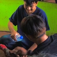 ส.อัญมณีสี่หนุ่มทีม