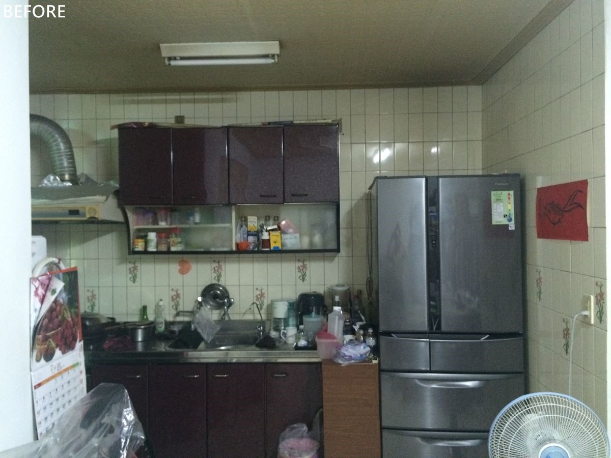 過去離家到外地求學租屋，居住的小套房沒有廚房與餐廳