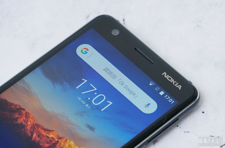 Nokia 3.1 超便宜手機開箱動手玩，Android One 作業系統、獨立三卡槽
