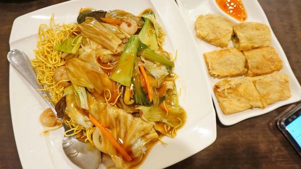 【台北美食】香港老炳記大排擋-網路上評價不錯的港式料理店 【台北美食】香港老炳記大排擋-網路上評價不錯的港式料理店