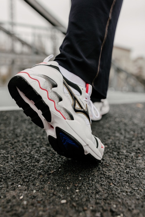 Mizuno 1906 Wave Rider 1 OG LINE