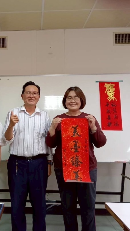 揮毫落紙如雲煙