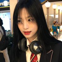 ahyeon.