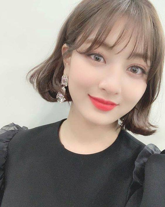 8 Model Poni Tipis Ala Korea Untuk Wajah Bulat Agar Terlihat Menawan Womantalk Com Line Today