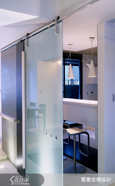 6招創意隔間門設計，空間變得有意思。