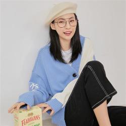 ◎年輕一點。穿韓都～|◎|◎商品名稱:針織罩衫慵懶撞色排扣針織外套GQ11044-創翊韓都品牌:HSTYLE品牌定位:流行品牌款式:針織外套適穿性別:女生顏色:藍色系,紫色系適穿季節:秋冬主材質:聚酯纖維尺寸:XS,S,M,L版型:正常