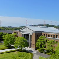 同志社大学理工学部化学システム創成工学科