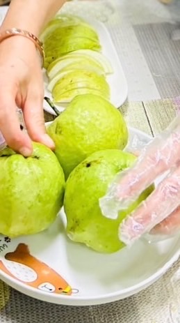 ฝรั่งกิมจูมาดามพริ่ว🍐☘️🌱