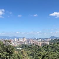 勇敢新生·牽手前行