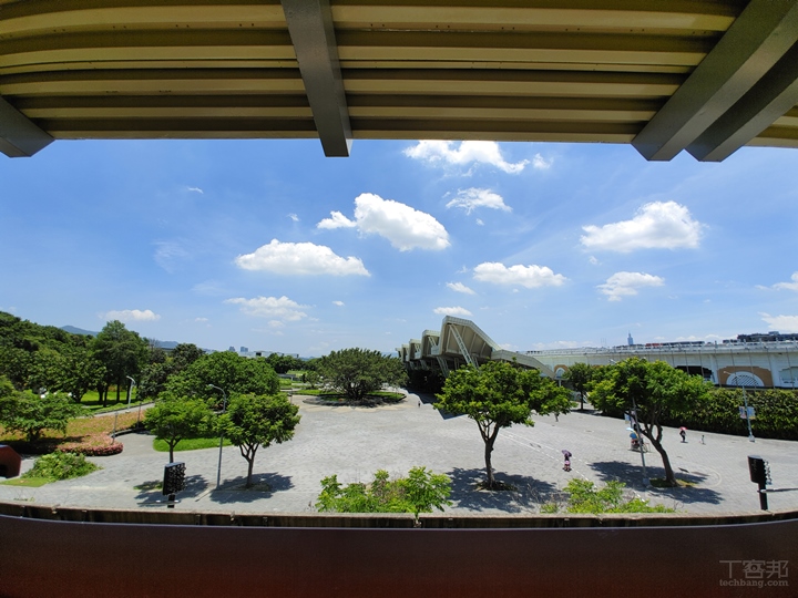 LG V60 ThinQ 5G review