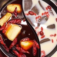 曾鍋囍物（串燒、麻辣&豚骨臭豆腐鴨血）