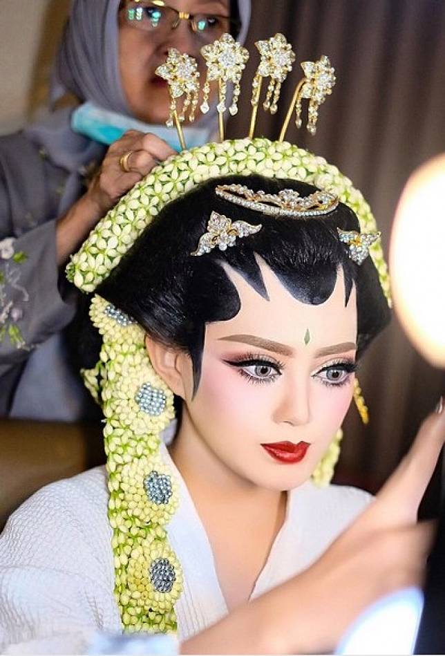  Make  Up  Pengantin  Ala  Barbie  Saubhaya Makeup