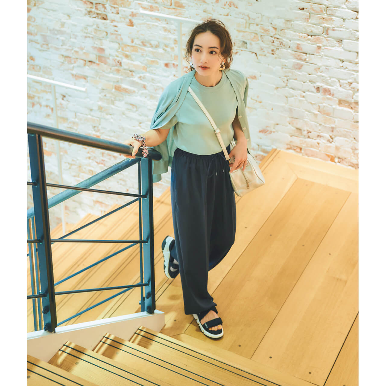 辻元舞　バルーン2wayパンツ　べージュ　38 新品】辻元舞 I'm in 2wayバルーンパンツ ブラックL - メルカリ