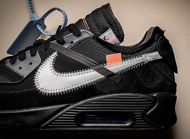 近賞發現質感一流！OFF-White x Nike Air Max 90「黑魂」版本發售消息