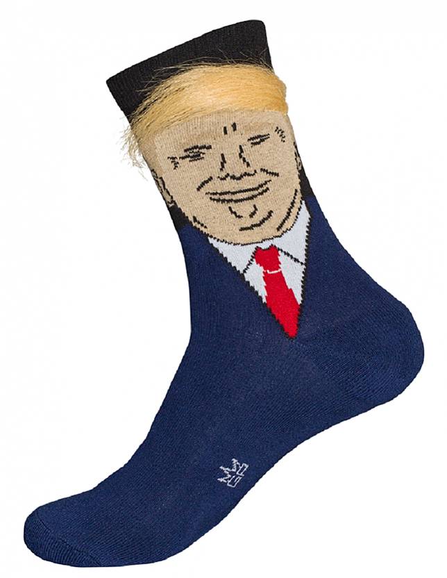 7 Kaos Kaki Dengan Desain Paling Lucu Yang Ada Di Muka Bumi, Keren Banget Pokonya Dah!