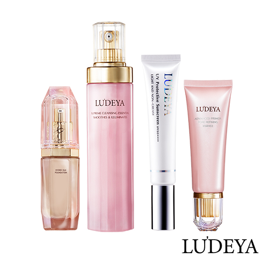 商品內容：保濕妝前精華50ml+防曬乳精華45ml+美肌粉精萃30ml+卸妝精華120ml產地：台灣色號：01-白皙色；02-自然色