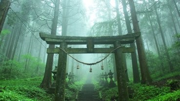 神秘的異世界入口——上色見熊野座神社