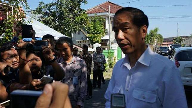 Jokowi Ingin Ada Sekolah Spesialisasi Meme
