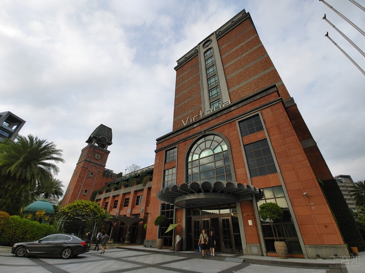 LG V60 ThinQ 5G review