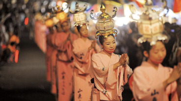 山鹿燈籠祭攻略！閃耀迷幻燈火與千人燈籠舞，2019年九州必體驗的夏季風情詩