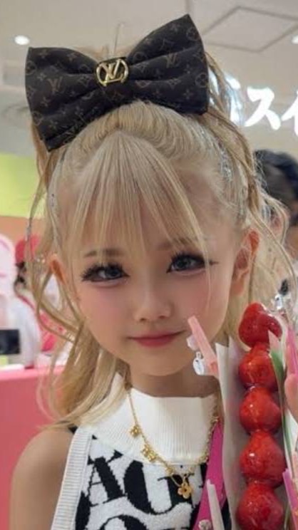 るりぴのこと好きな人〜！