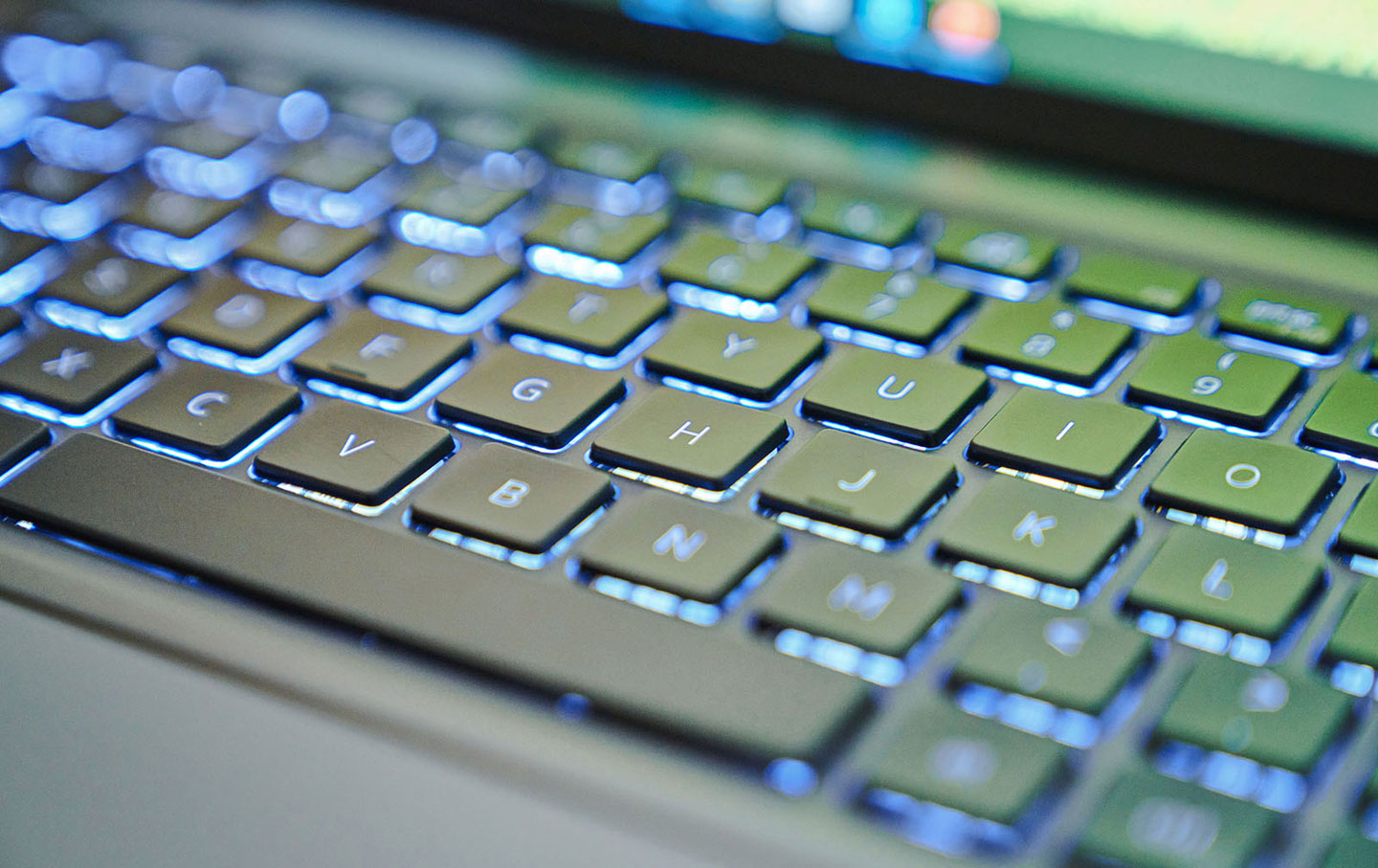 Dell Latitude 9510 開箱與深度評測：高效便攜，極智隨行！選商務筆電不只規格，「懂你」更重要！